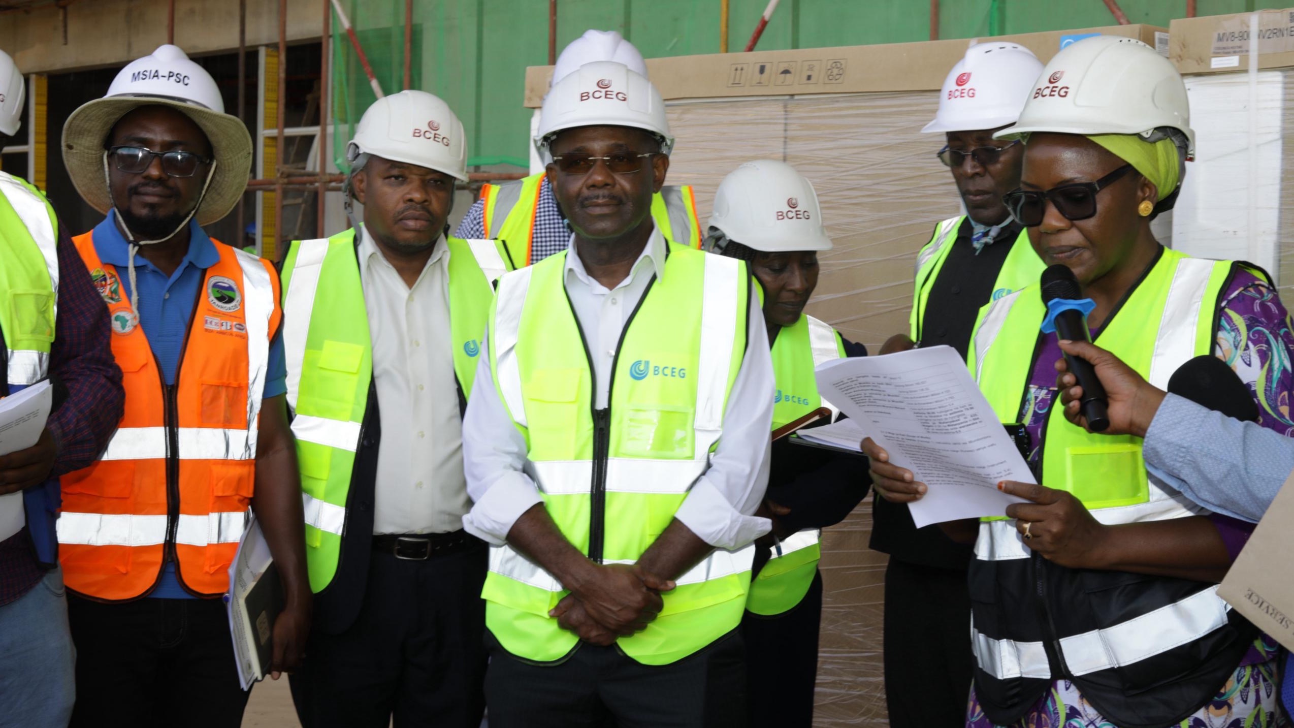 PROF. MBARAWA AMEZITAKA TANROADS,TCAA KUKAMILISHA UJENZI WA  KIWANJA CHA NDEGE MSALATO MWEZI MEI.